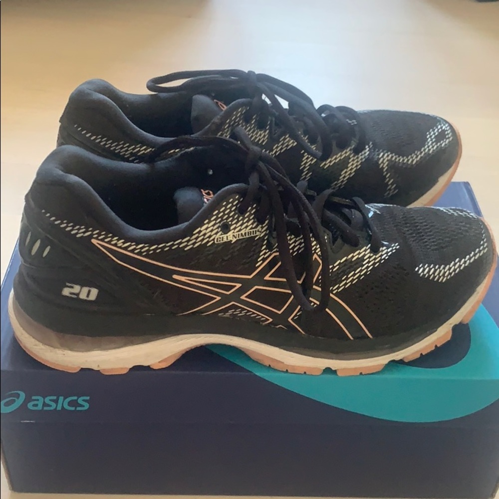 Pair of Gel-Nimbus 20  running shoes - gently used